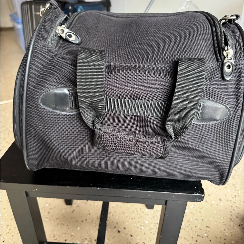 American Tourister Black Travel Bag